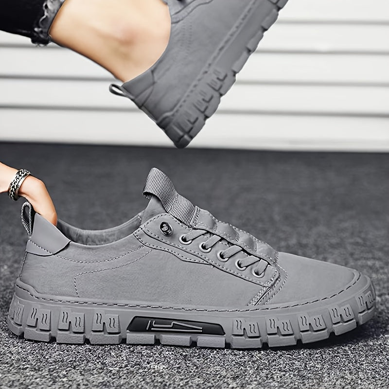 Solid Men's Casual Skate Shoes – Comfortable and Safe for Outdoor