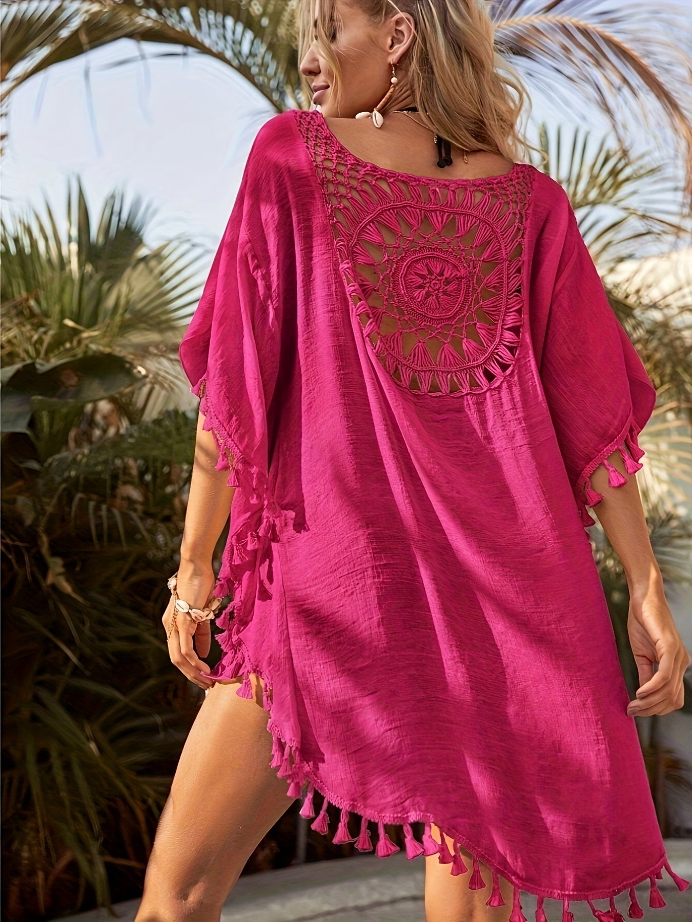 Bohemian Beach Tunic with Crocheted Back Detail - Stylish and Comfortable for Summer