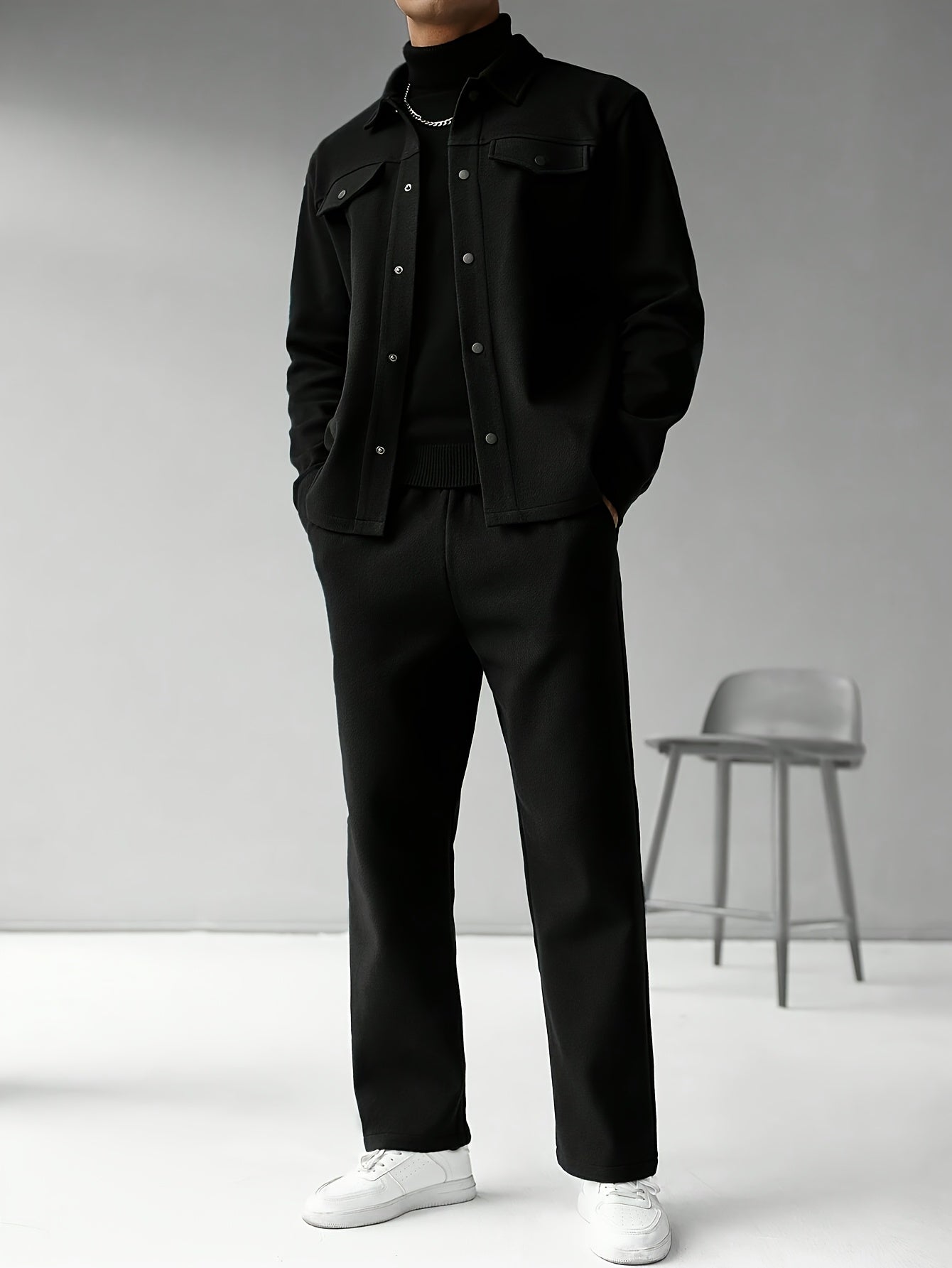 Modern Two-Piece Men's Set – Comfort and Casual Elegance