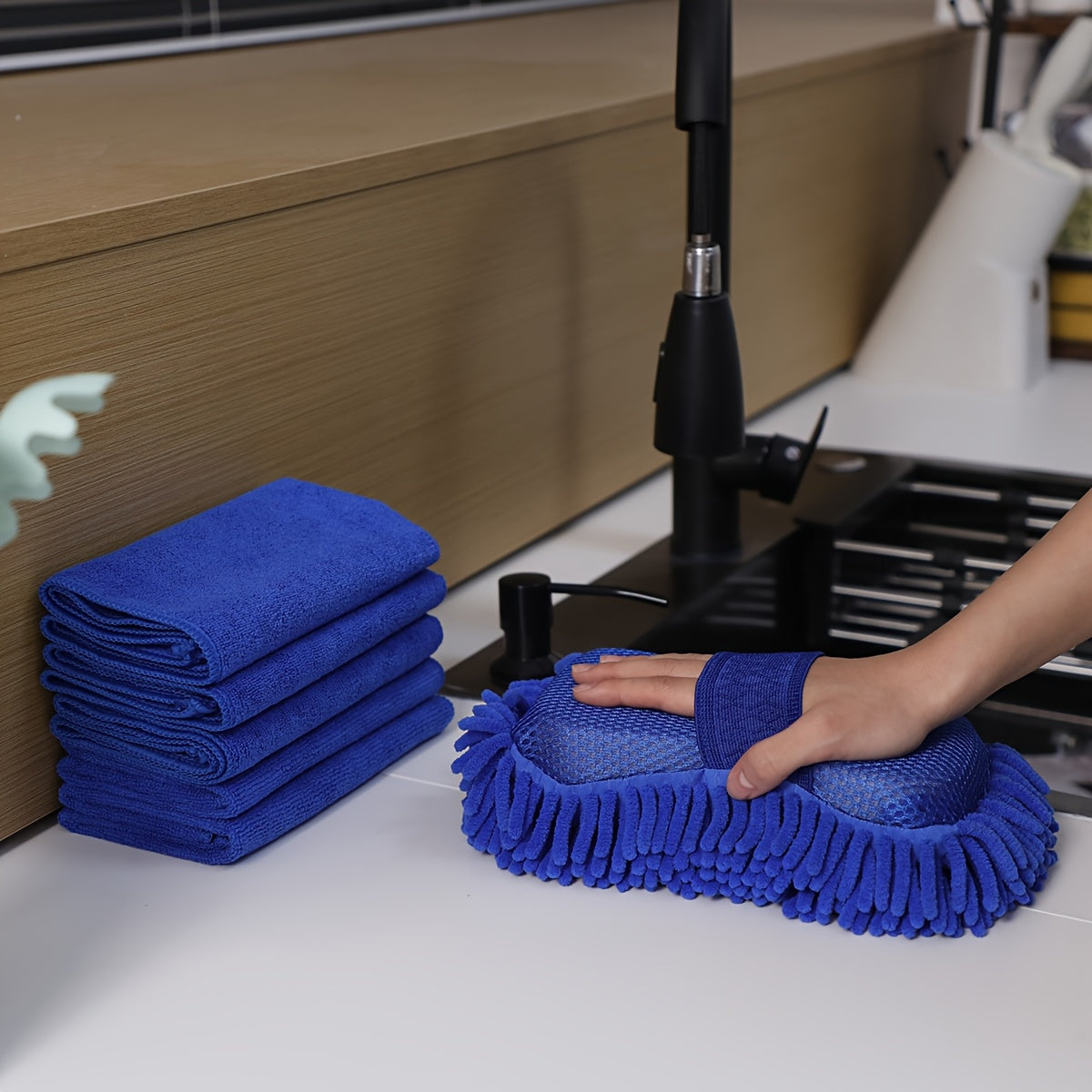 Microfiber Car Wash Set – Sponge and Towels for Radiant Results