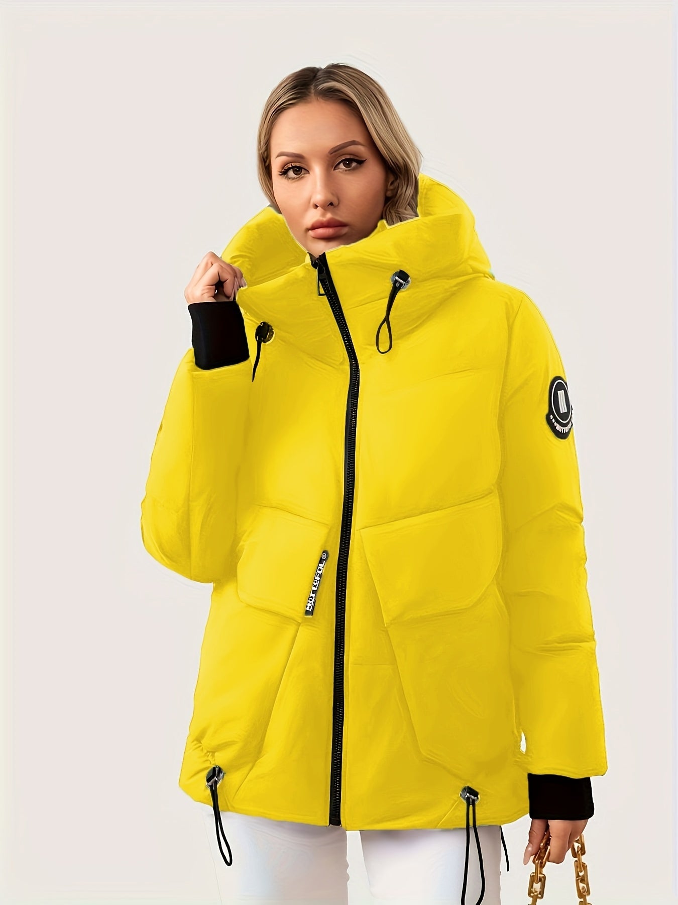 Modern Winter Jacket with Adjustable Hood and Waist – Quilted Design for Maximum Warmth and Comfort