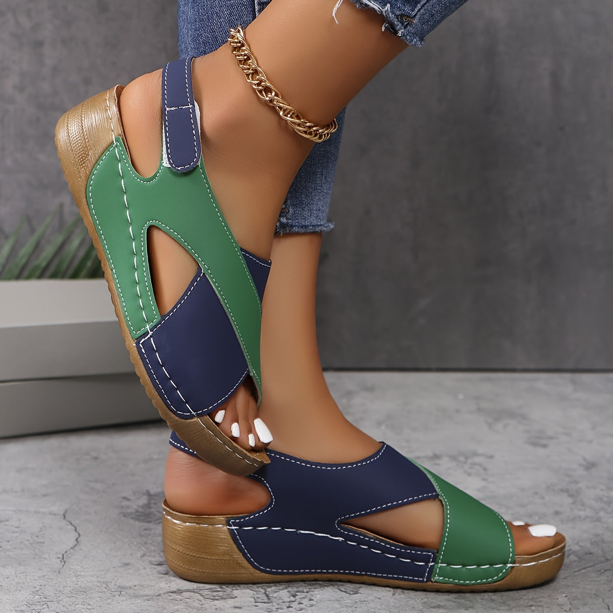 Adjustable Orthopaedic Sandals – Supportive Comfort for Women
