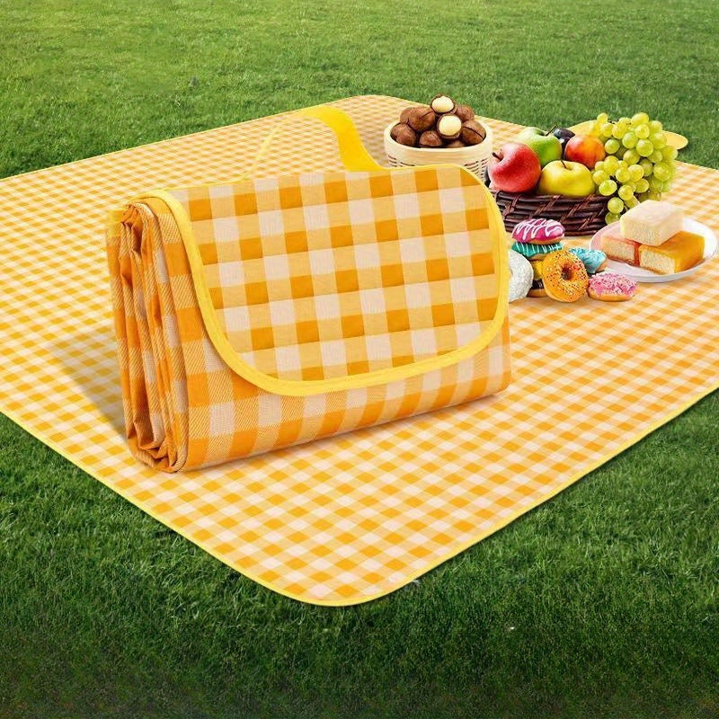 Waterproof and Foldable Picnic Blanket – Ideal for Camping, Beach, and Outdoor Adventures