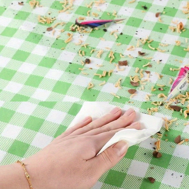 Waterproof and Foldable Picnic Blanket – Ideal for Camping, Beach, and Outdoor Adventures