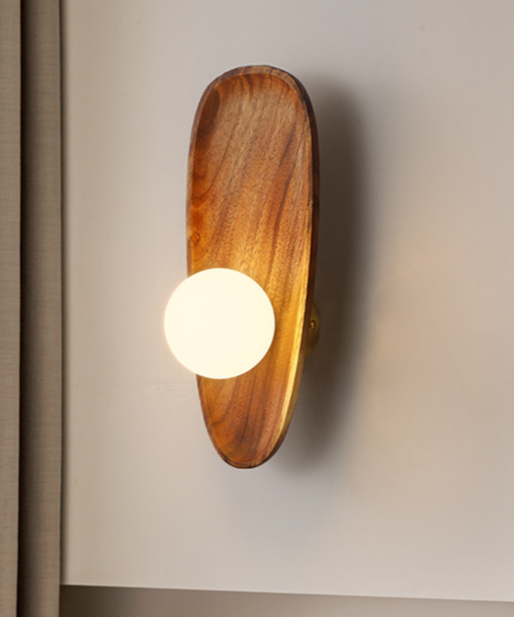 Minimalist Wall Lamp - Wood and Ambient Lighting