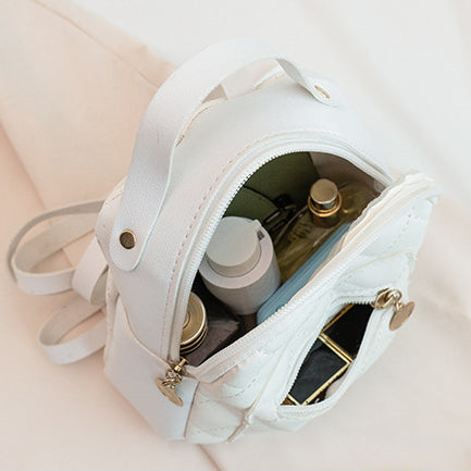 Chic Quilted Backpack – Practical and Stylish