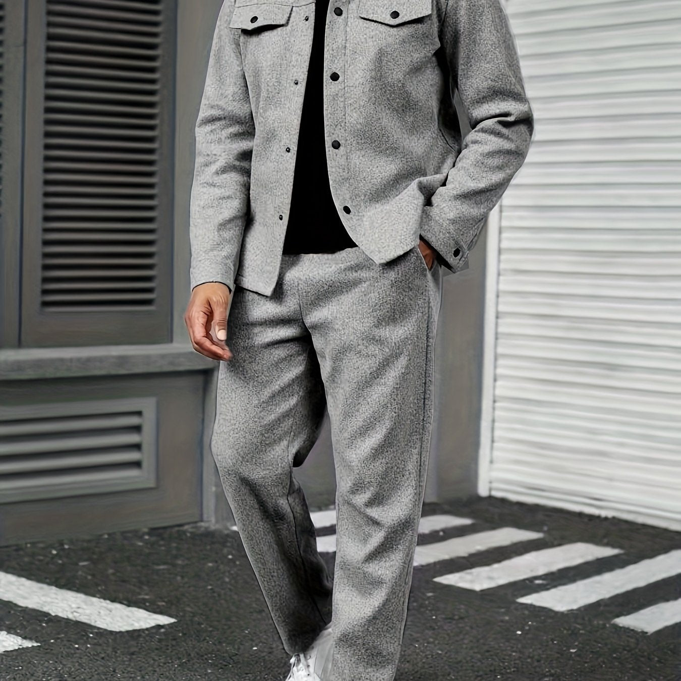 Modern Two-Piece Men's Set – Comfort and Casual Elegance