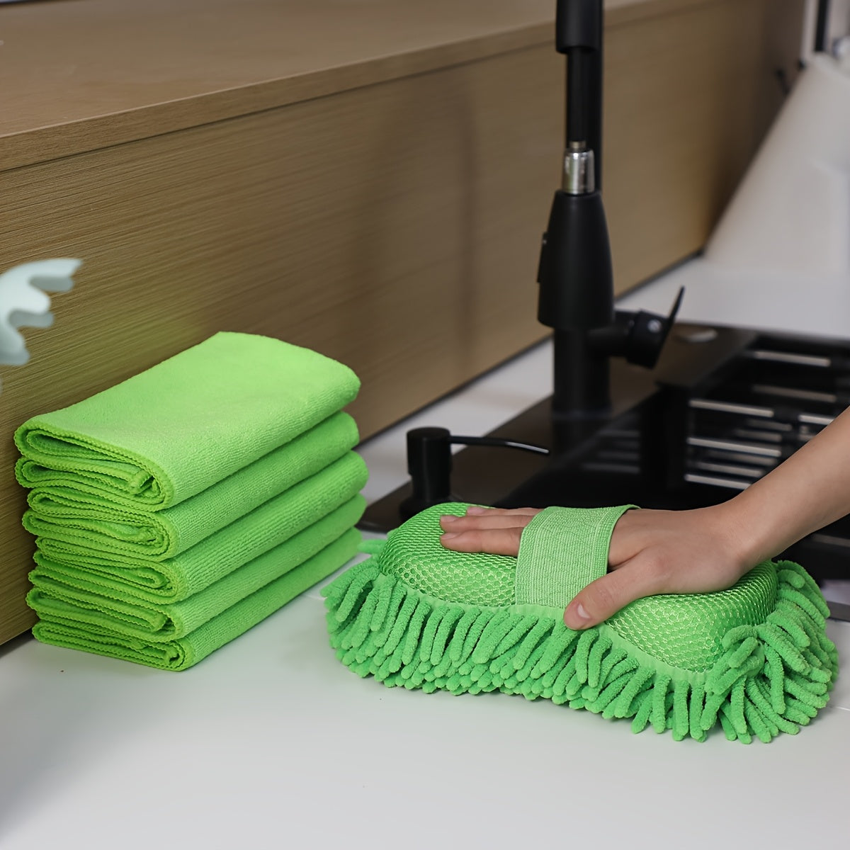 Microfiber Car Wash Set – Sponge and Towels for Radiant Results