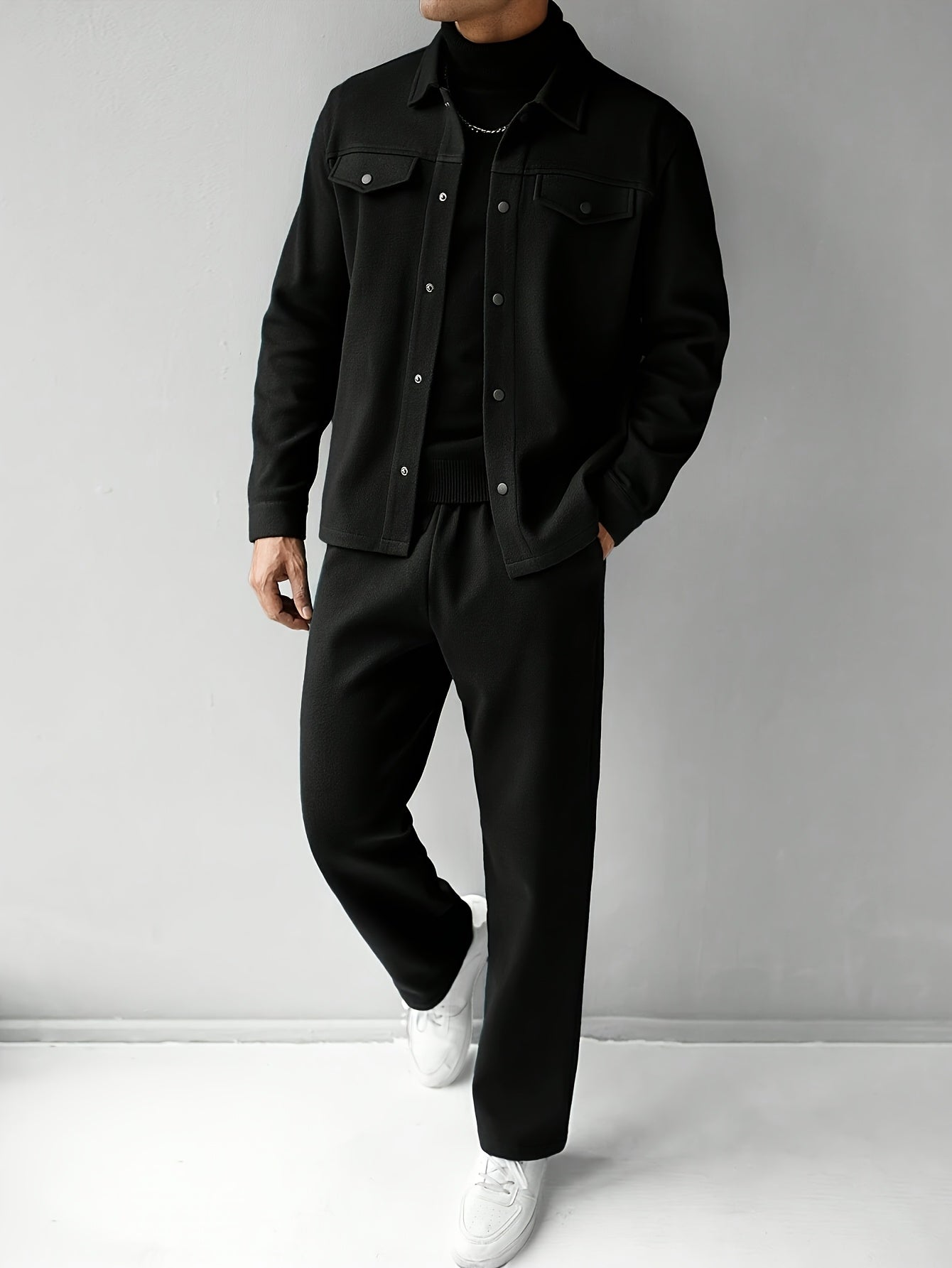 Modern Two-Piece Men's Set – Comfort and Casual Elegance
