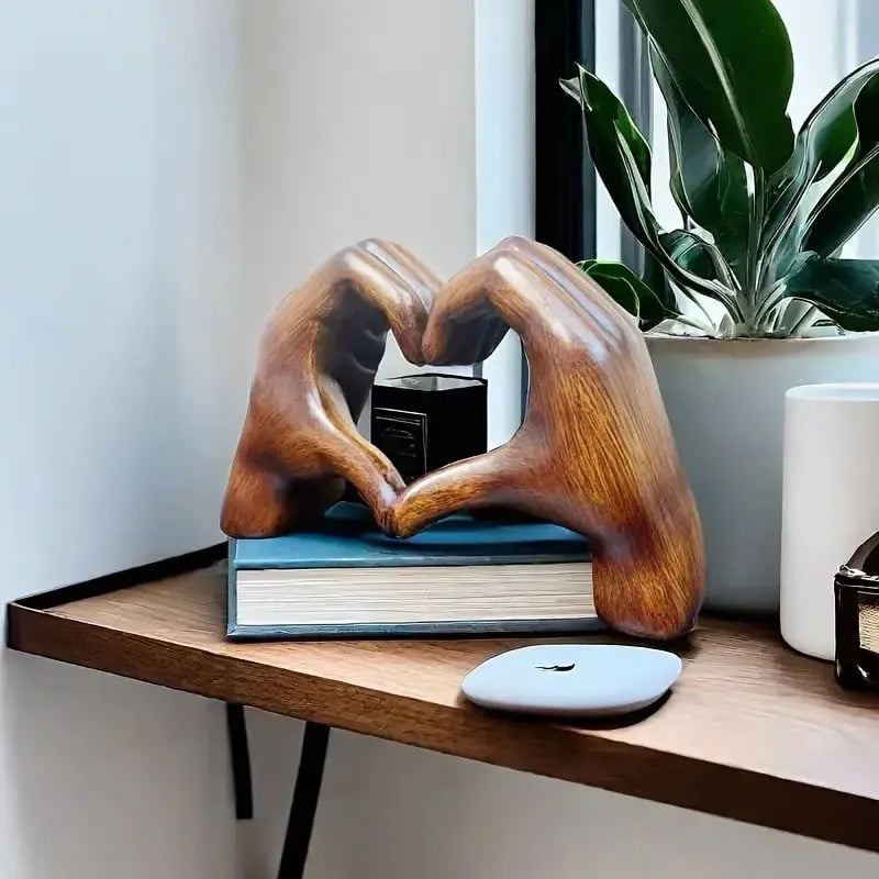 Heart-Shaped Sculpture: Modern Art with a Romantic Touch
