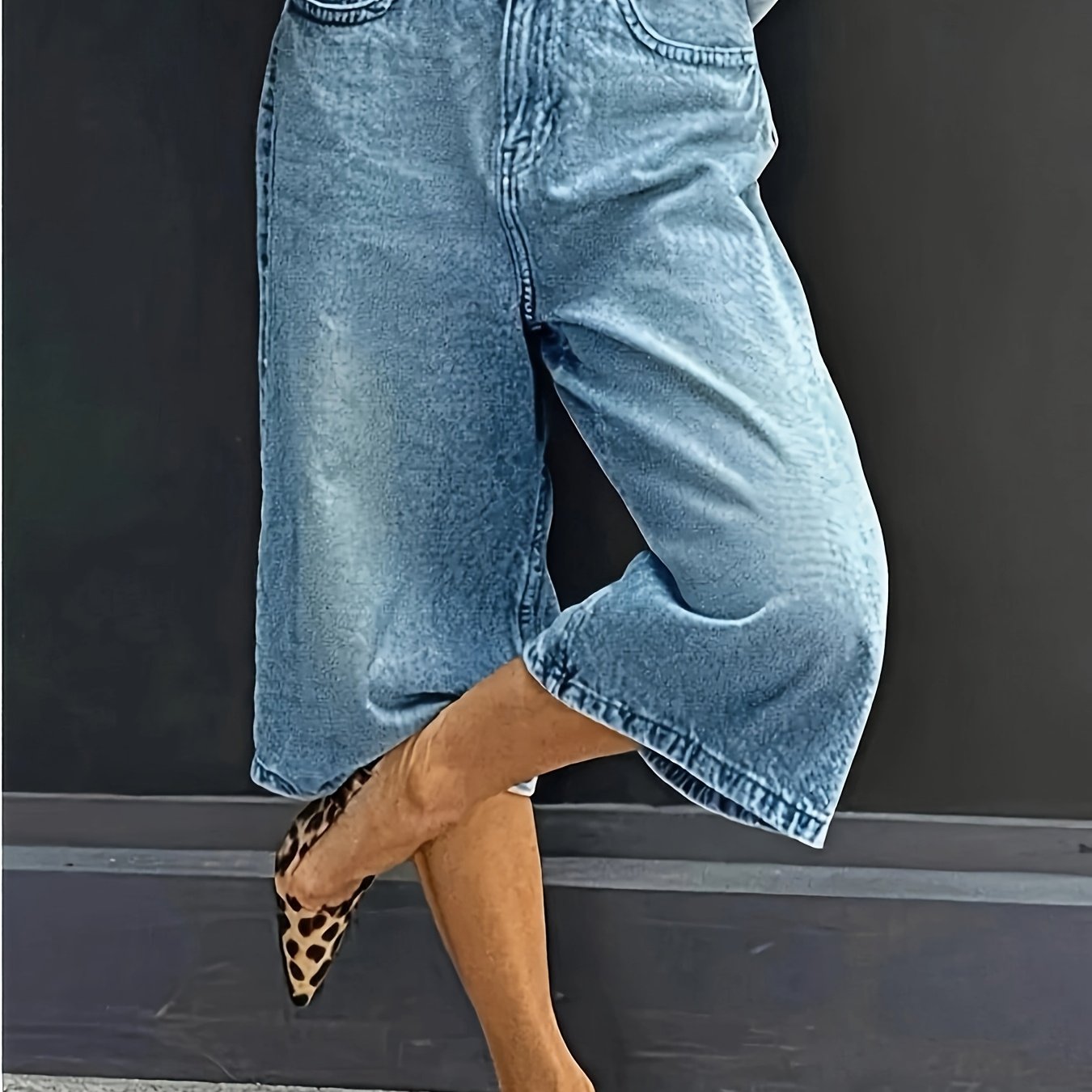 Plus Size High-Waisted Stretch Denim Shorts – Casual Wide Summer Pants with Pockets