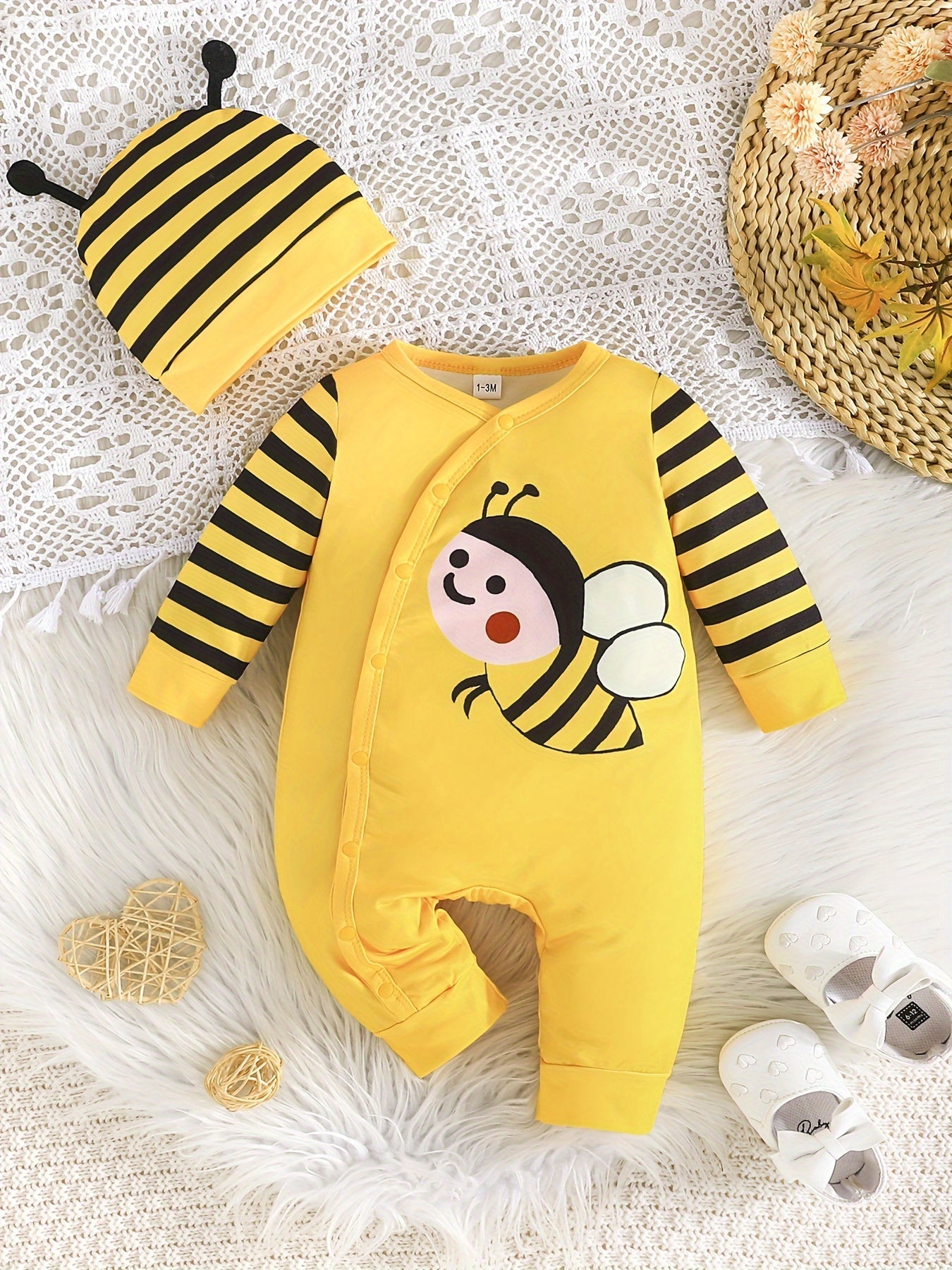 Cute Bee Jumpsuit Set – Perfect for Outdoor Adventures for Babies