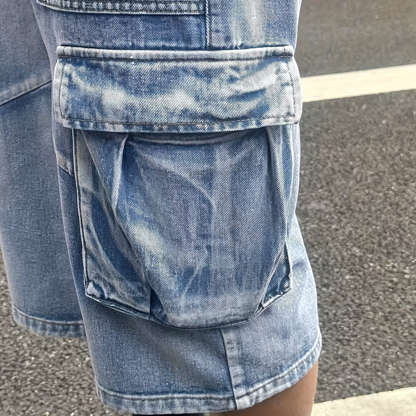 Casual Men's Denim Cargo Shorts – Robust and Practical for Daily Use