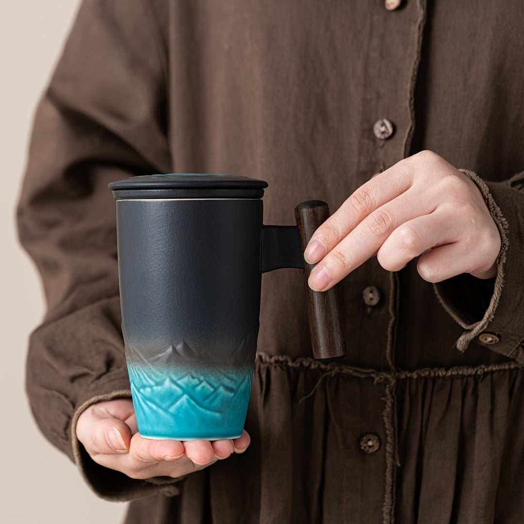 Handmade Ceramic Tea Mug with Strainer – Authentic Design and Practical Use