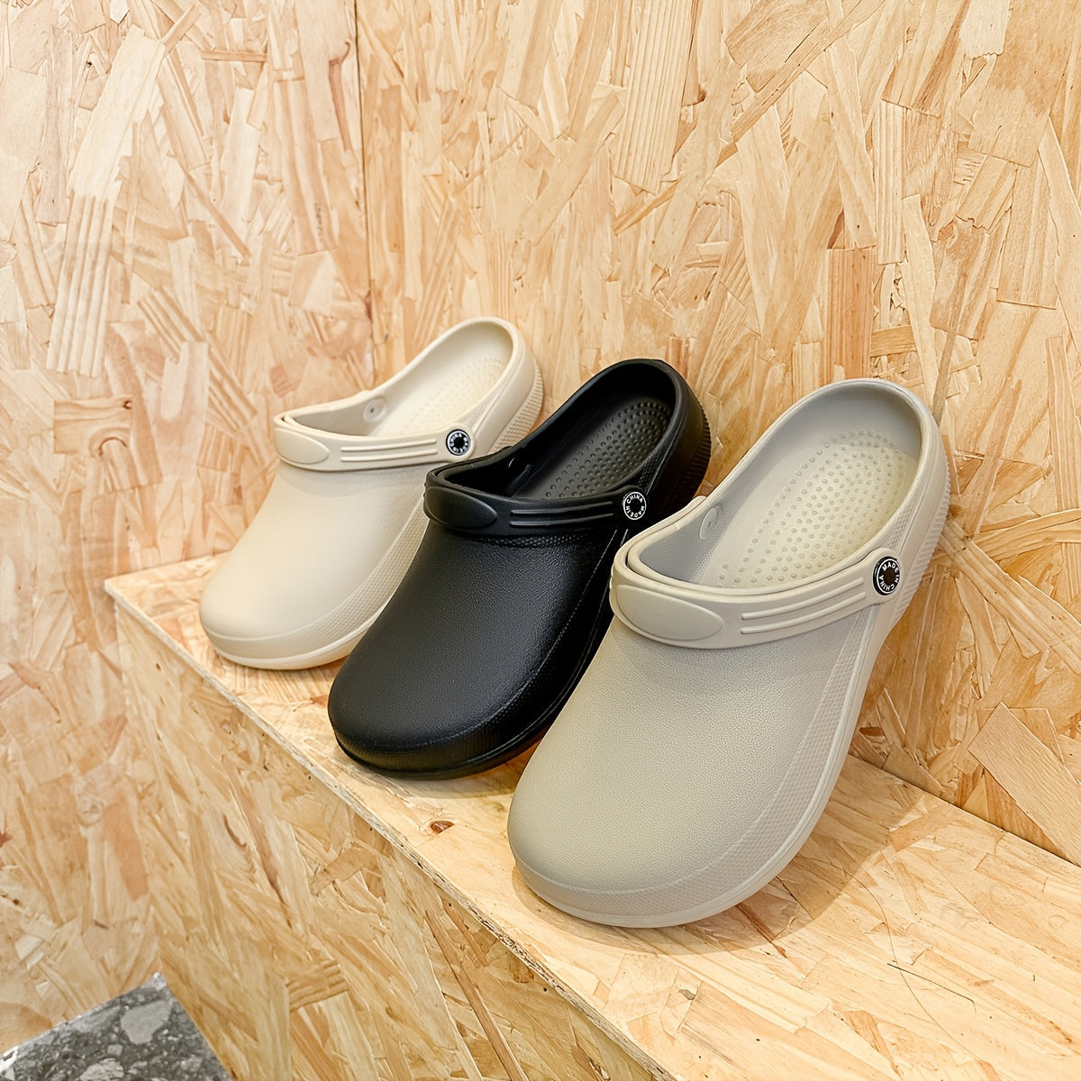 Non-slip Garden and Work Clogs for Men – Comfortable Slip-ons for Every Season
