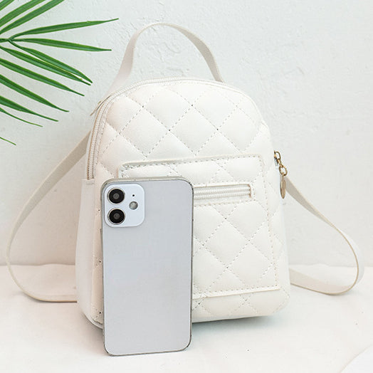 Chic Quilted Backpack – Practical and Stylish