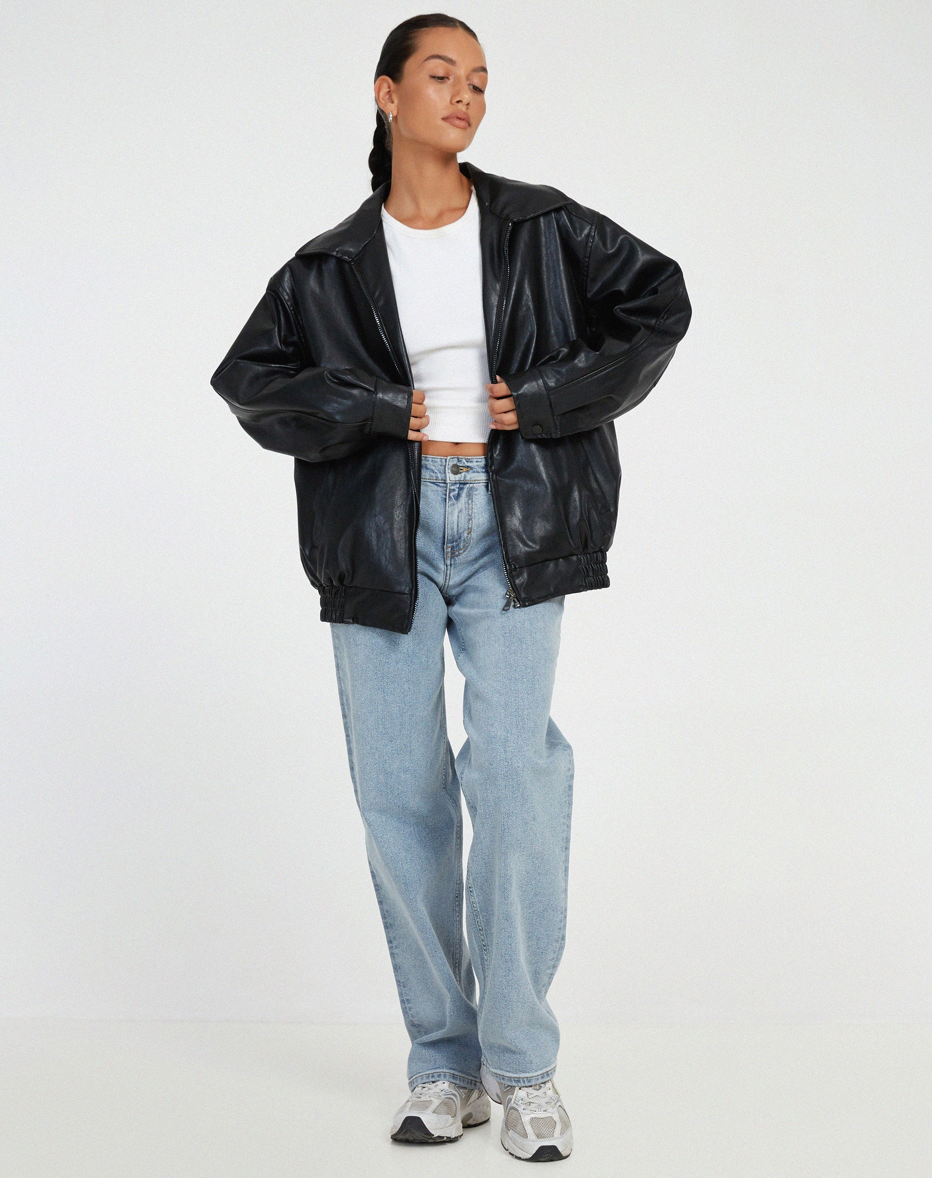 Stylish Oversized Leather Jacket – Comfortable and Trendy for Every Day