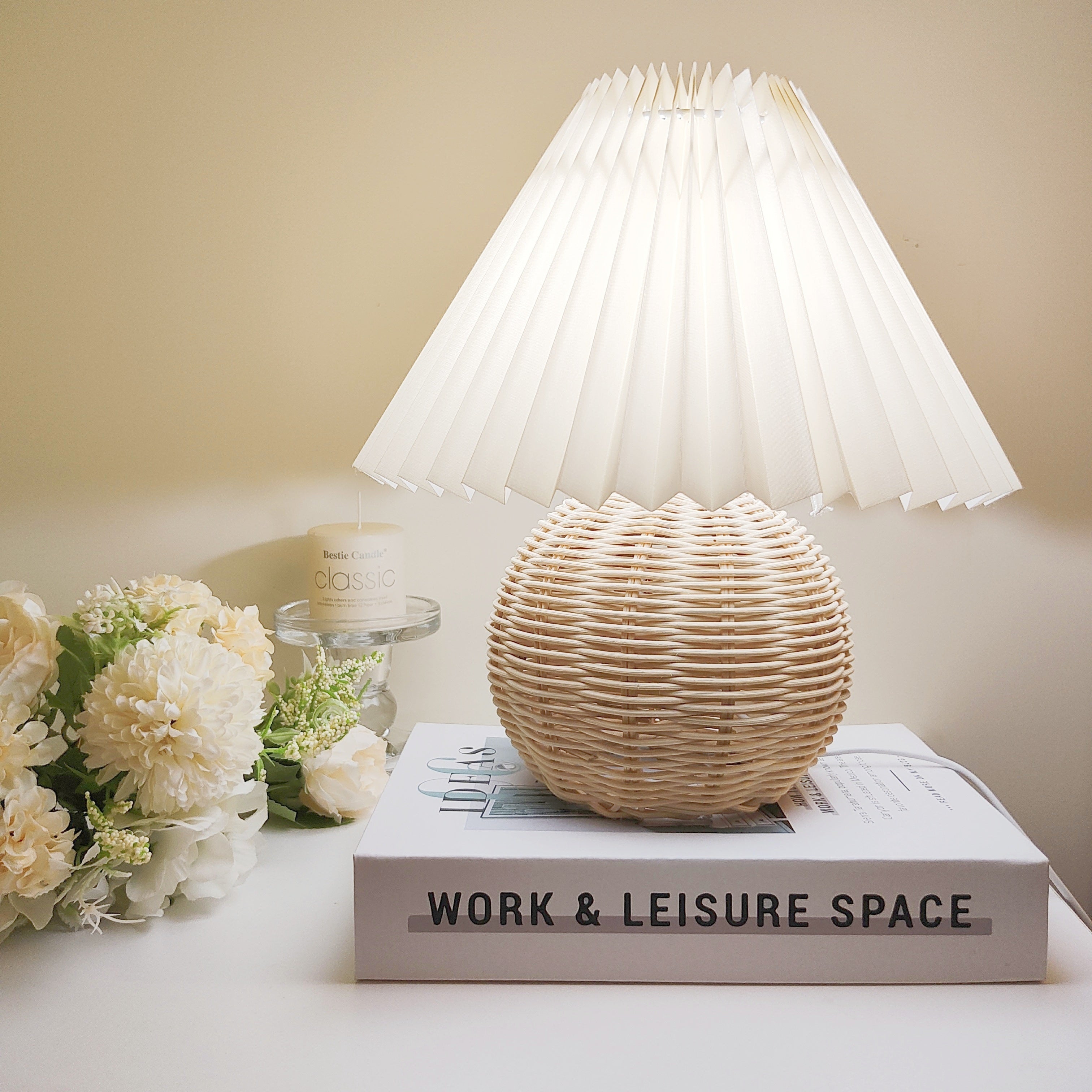 Bamboo Woven Table Lamp - Cozy and Refined Design