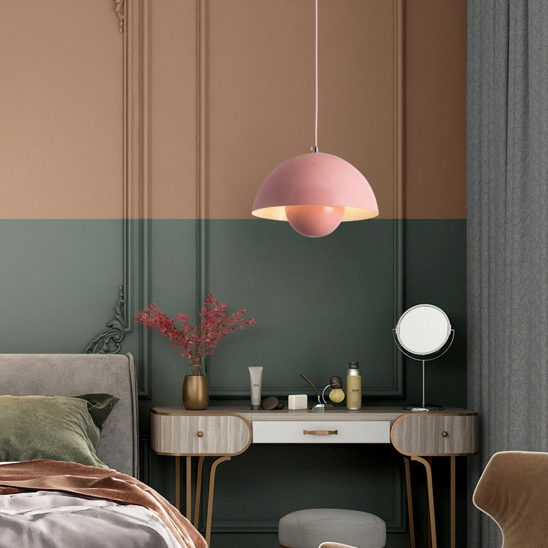 Nordic Bloom Pendant Light – Colourful Design and Warm Atmosphere