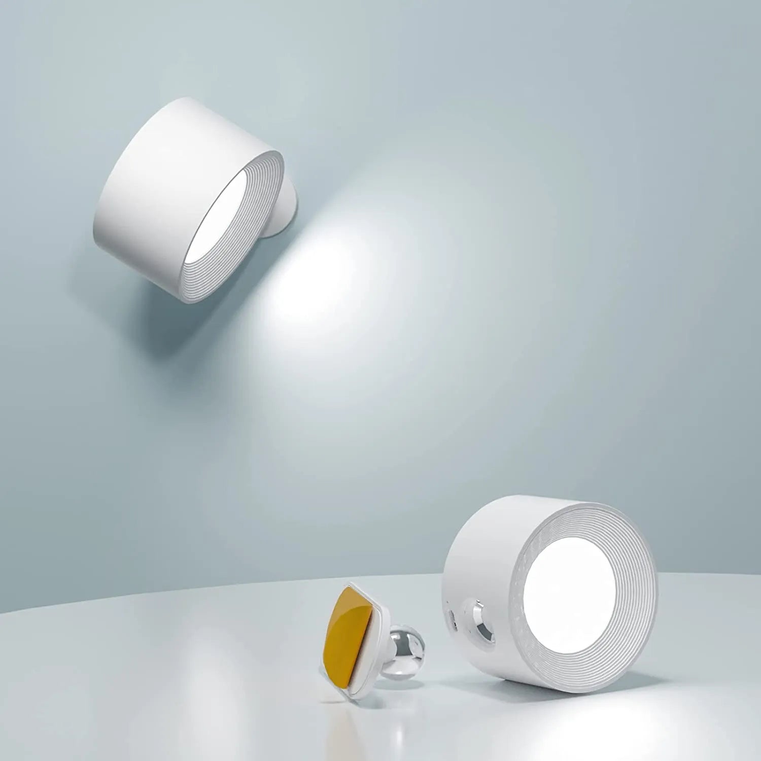 Adjustable Wall Lamp - Stylish and Functional