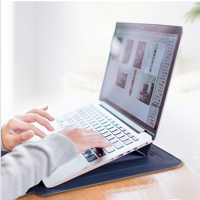 Smart Laptop Sleeve - For Worry-Free Work and Travel