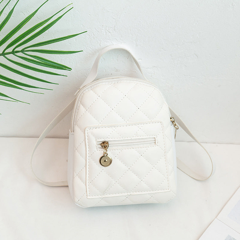 Chic Quilted Backpack – Practical and Stylish
