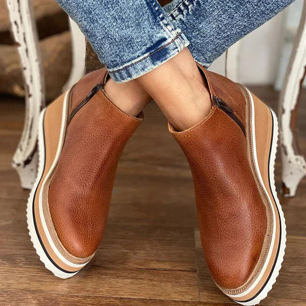 Urban Chic Platform Boots for Women – Stylish and Comfortable Women's Boots