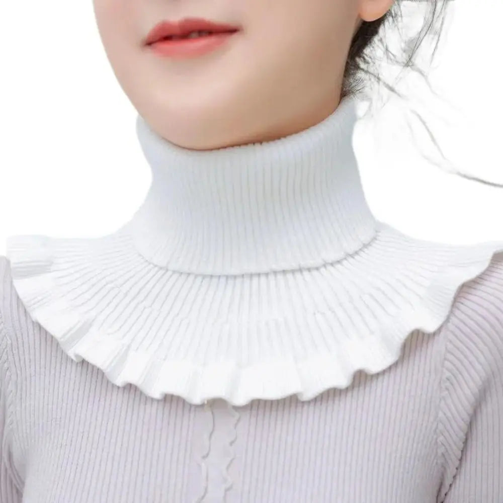 Windproof Knitted Neck Warmer – For Warmth and Protection in Winter