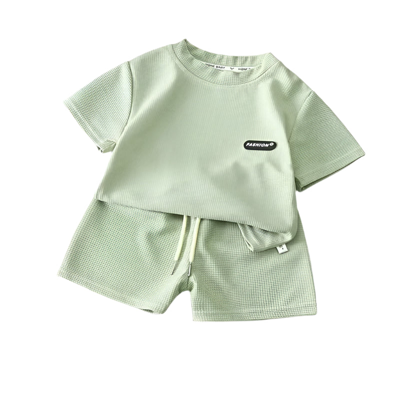 2-Piece Summer Set for Kids – Stylish T-Shirt and Shorts Combination for Any Occasion