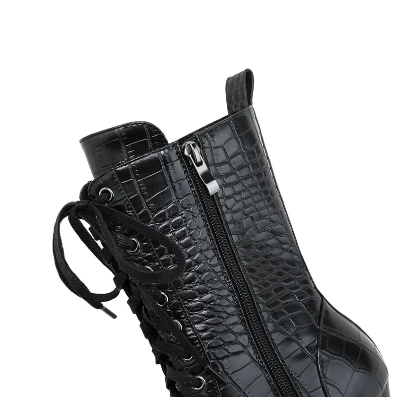 Ladies' Lace-Up Boots with Croc Pattern – Western Style with Pointed Toe