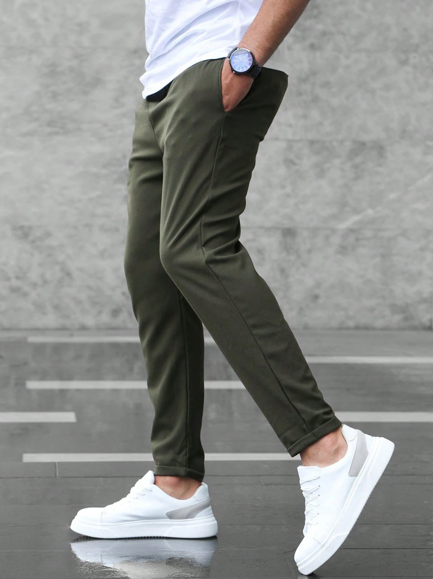 Modern Sports Trousers – For an Active Lifestyle
