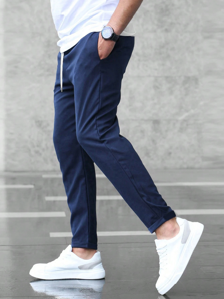 Modern Sports Trousers – For an Active Lifestyle