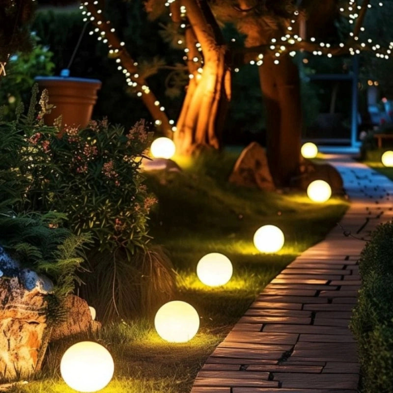 Spherical Garden Lamp with Colour Light – LED Ball Lamp for Indoor and Outdoor Use