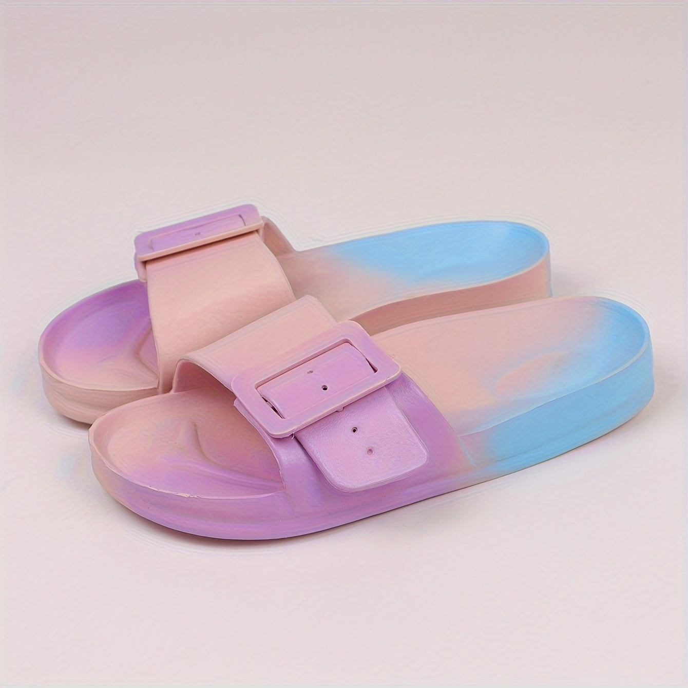Comfortable Women's Slippers – Adjustable and Cushioned