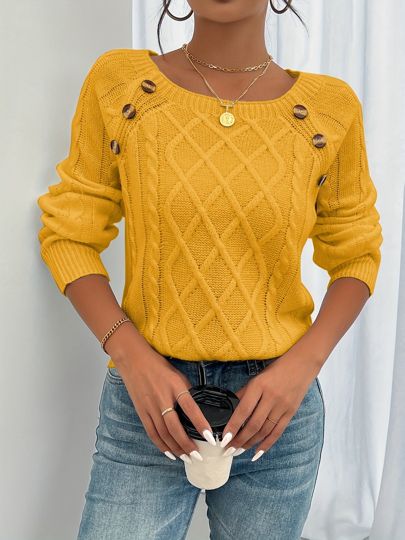 Luxe Button Sweater - Comfortable and Stylish for Every Occasion