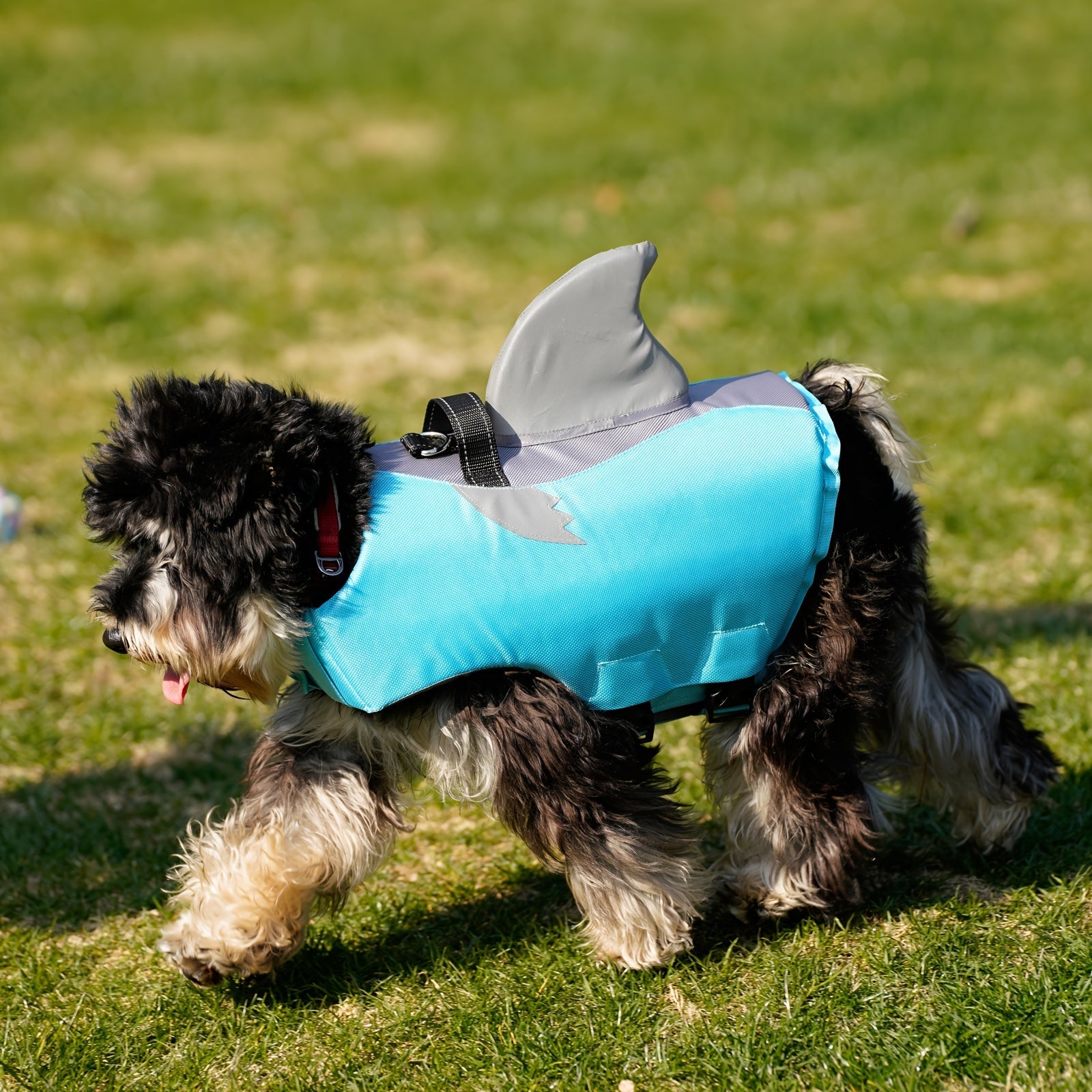Reflective Shark Dog Swim Vest – Safety Vest for Pets with Handle and Adjustable Straps