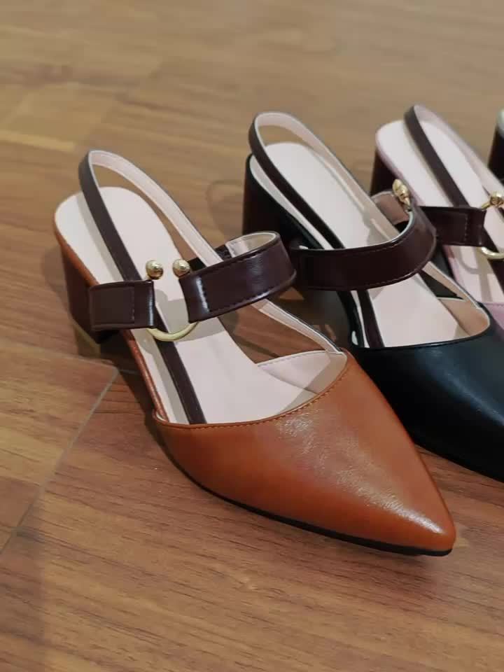 Chic & Comfort Sandals for Women - Classic with a Twist