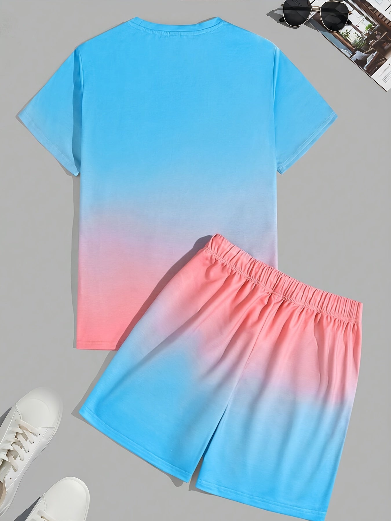 Trendy Comfortable Men's Summer Set - Comfortable T-shirt and Shorts for Casual Style