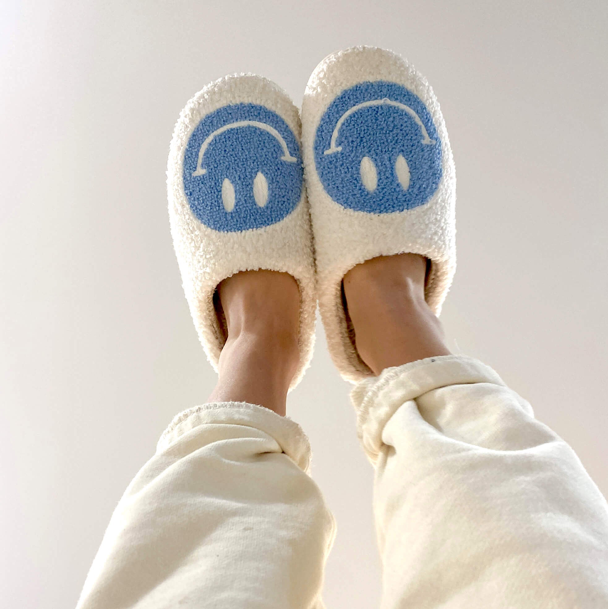 HappyToes Comfort Slippers – For a cheerful and cozy atmosphere