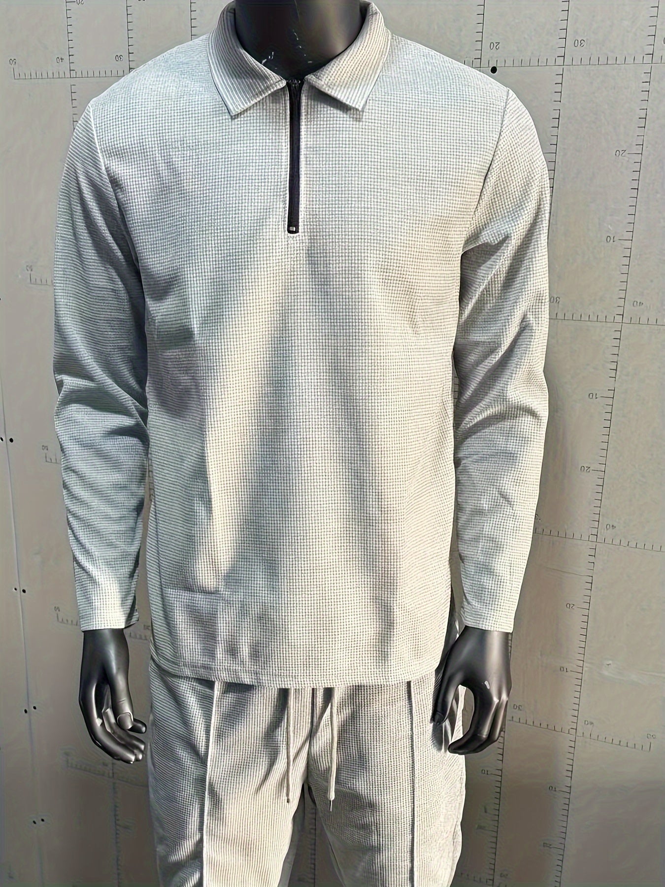 Jasper's Sporty Tracksuit - Comfortable & Stylish