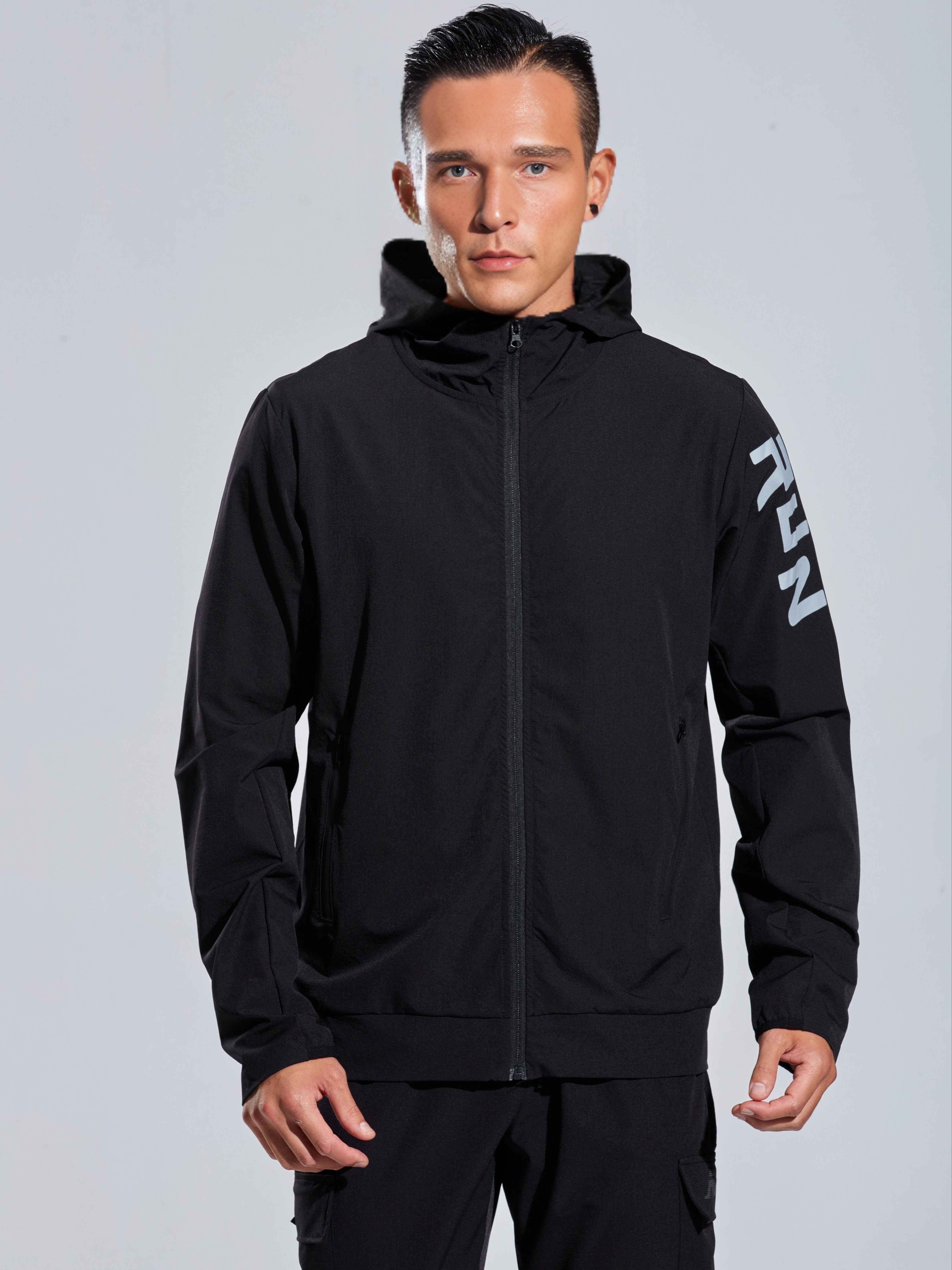 Sporty Hooded Jacket for Men – Breathable and Comfortable for Walking and Running
