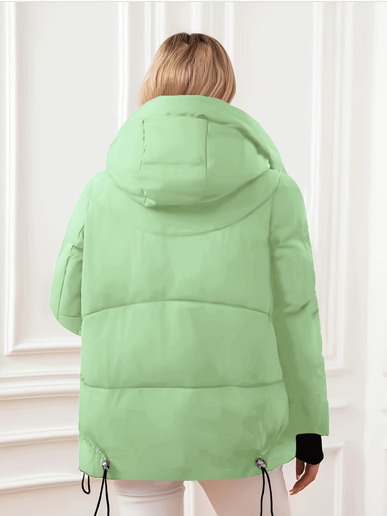 Modern Winter Jacket with Adjustable Hood and Waist – Quilted Design for Maximum Warmth and Comfort