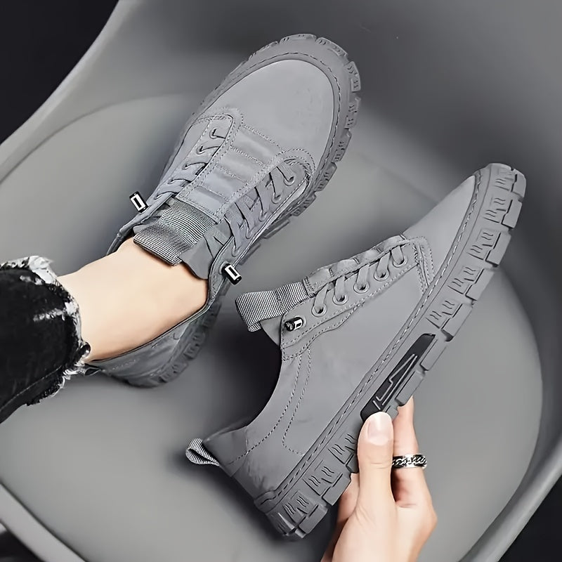 Solid Men's Casual Skate Shoes – Comfortable and Safe for Outdoor