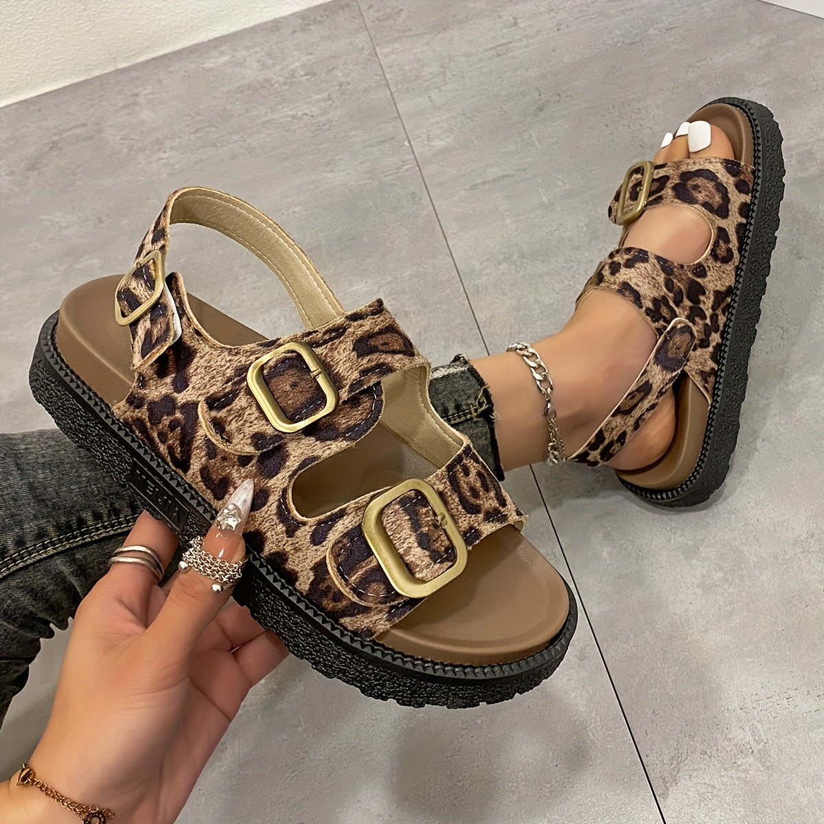 Trendy Women's Platform Sandals – Stylish and Comfortable
