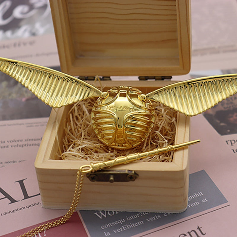 Golden Winged Orb Ring Box – Luxury Movable Jewellery Case