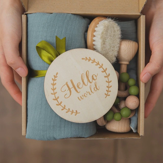 Luxe Baby Giftbox – Warm Welcome Set for Newborns