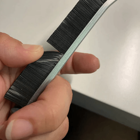 SlitMaster Cleaning Brush - For Deep and Difficult Corners