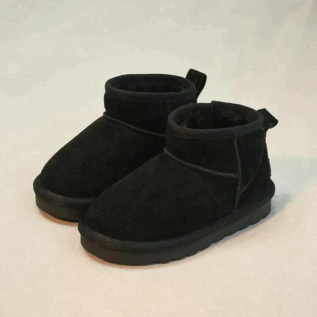 Ladies Winter Boots - Warm and Waterproof for Adventurous Women