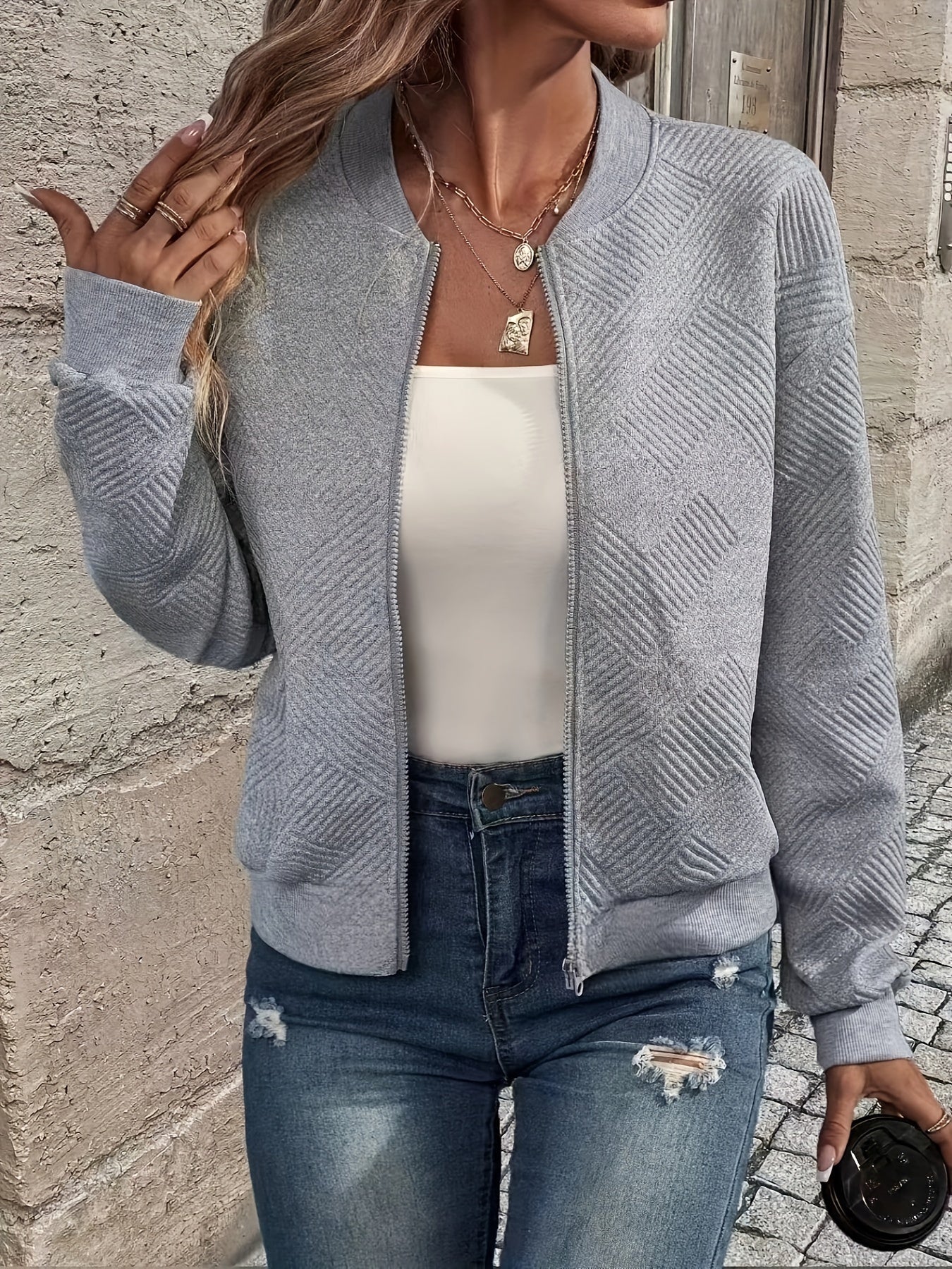 Stylish Woven Bomber Jacket - Lightweight and Comfortable for Any Occasion