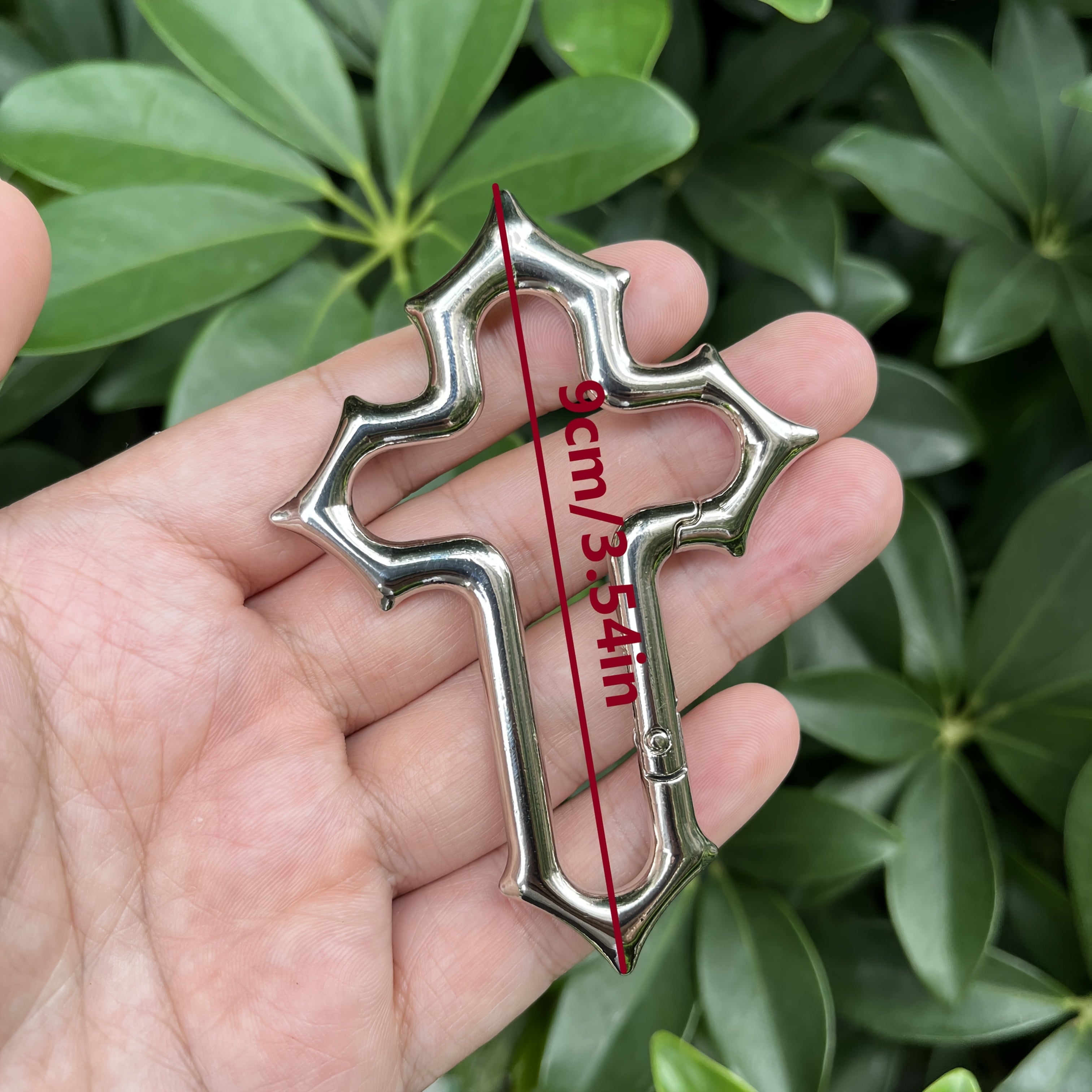Robust Star-Shaped Keychain – Functional and Stylish Accessory